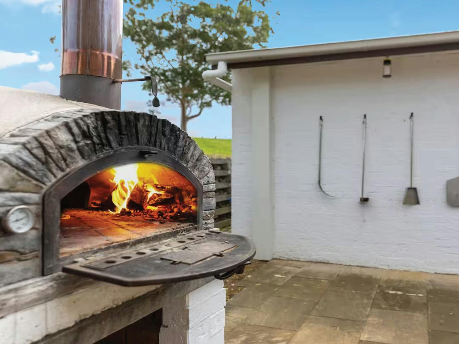 Vineyard Escape Pizza Oven