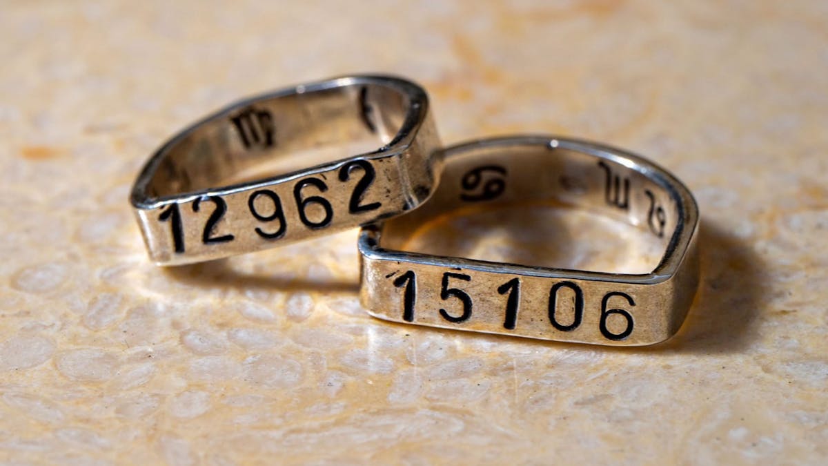 A flat-topped signet ring with options to stamp designs on the surface or inside the band.