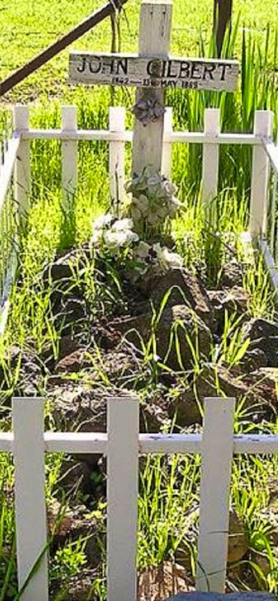 Johnny Gilbert's grave
