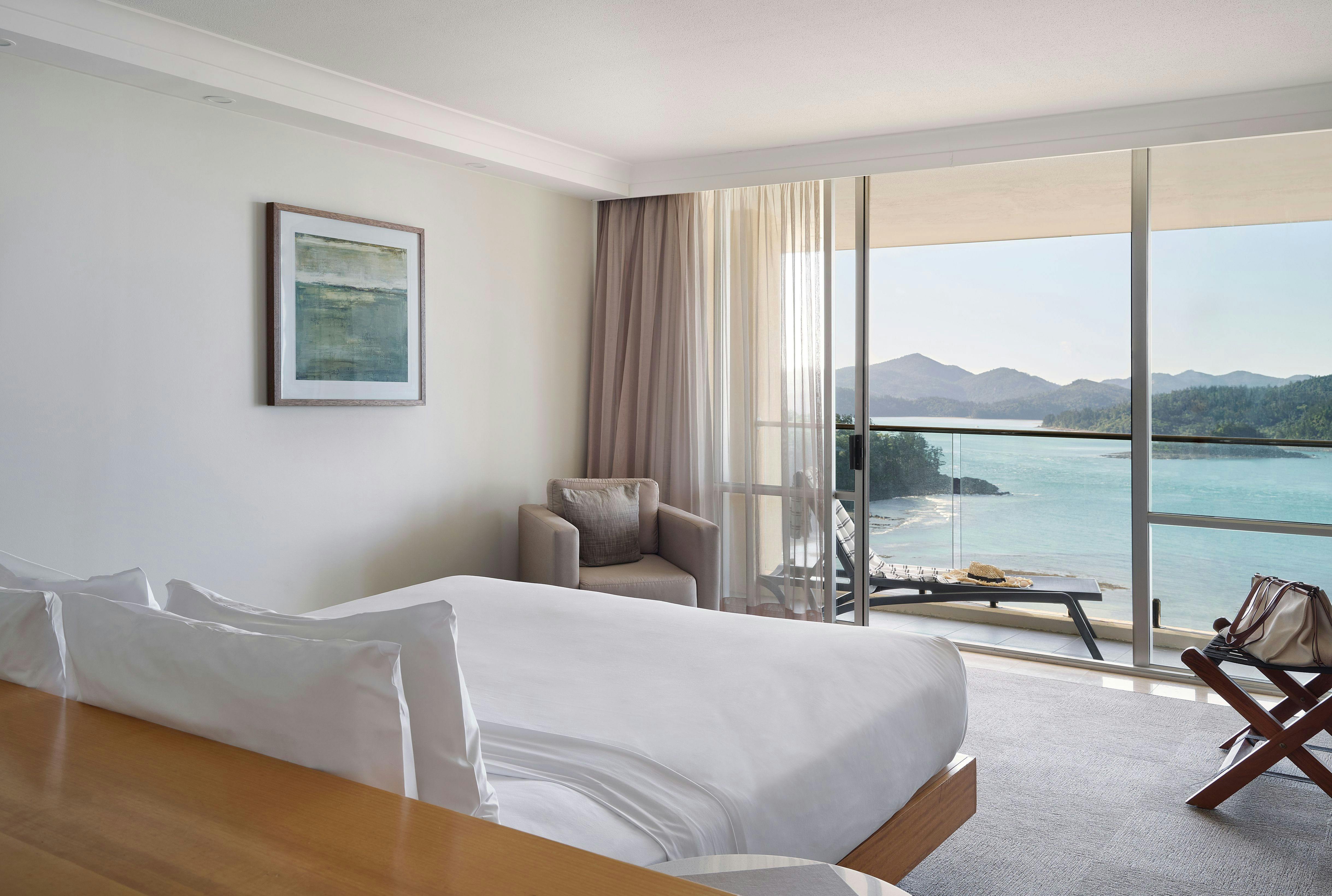 Reef View Hotel King Coral Sea View Room
