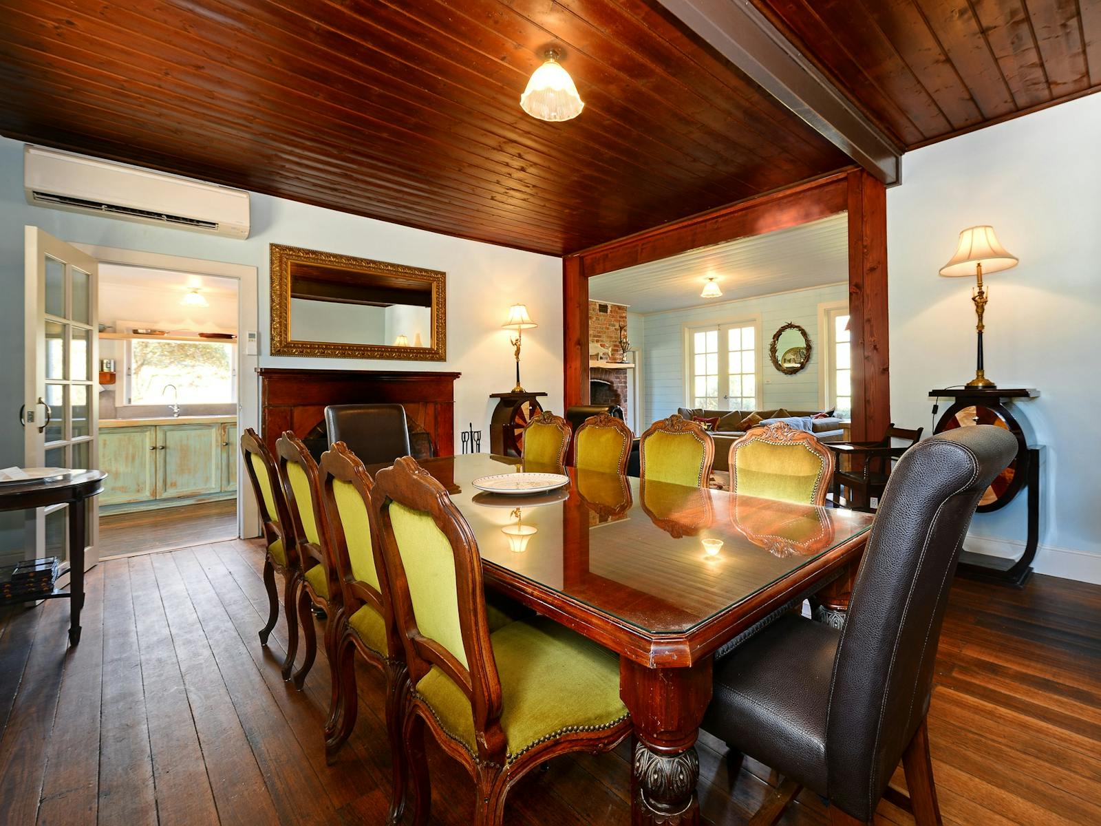 Ventnor Guest House, formal dining