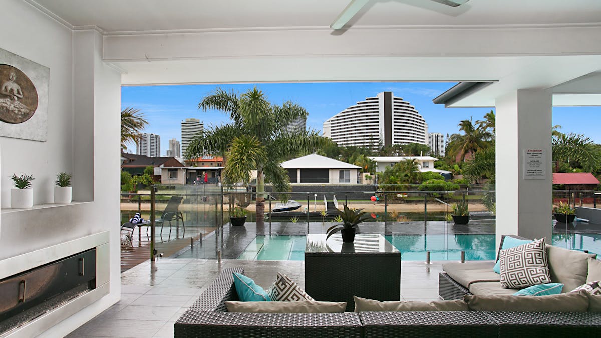 Outdoor Lounge