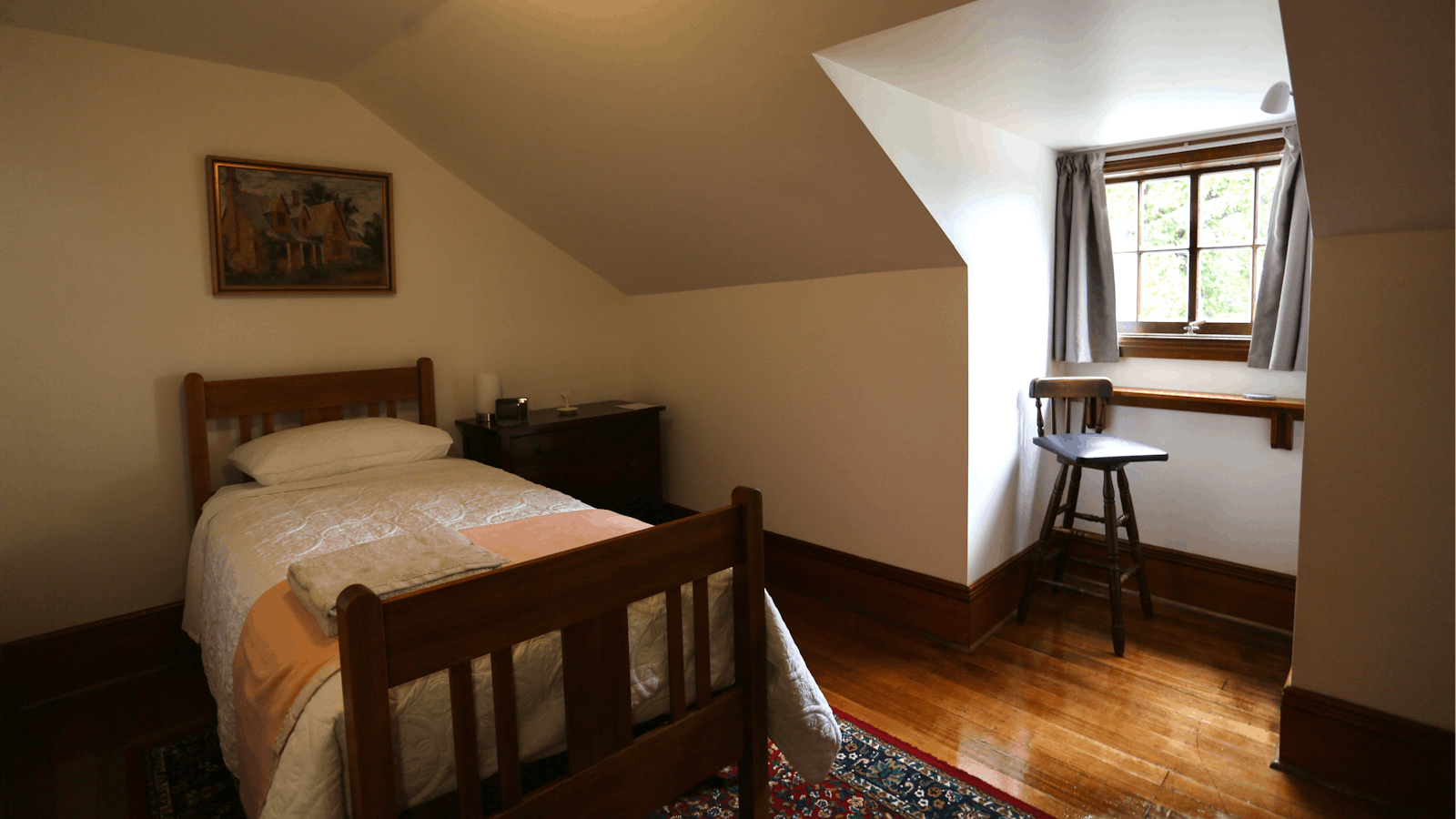 Briar Lane House single bedroom