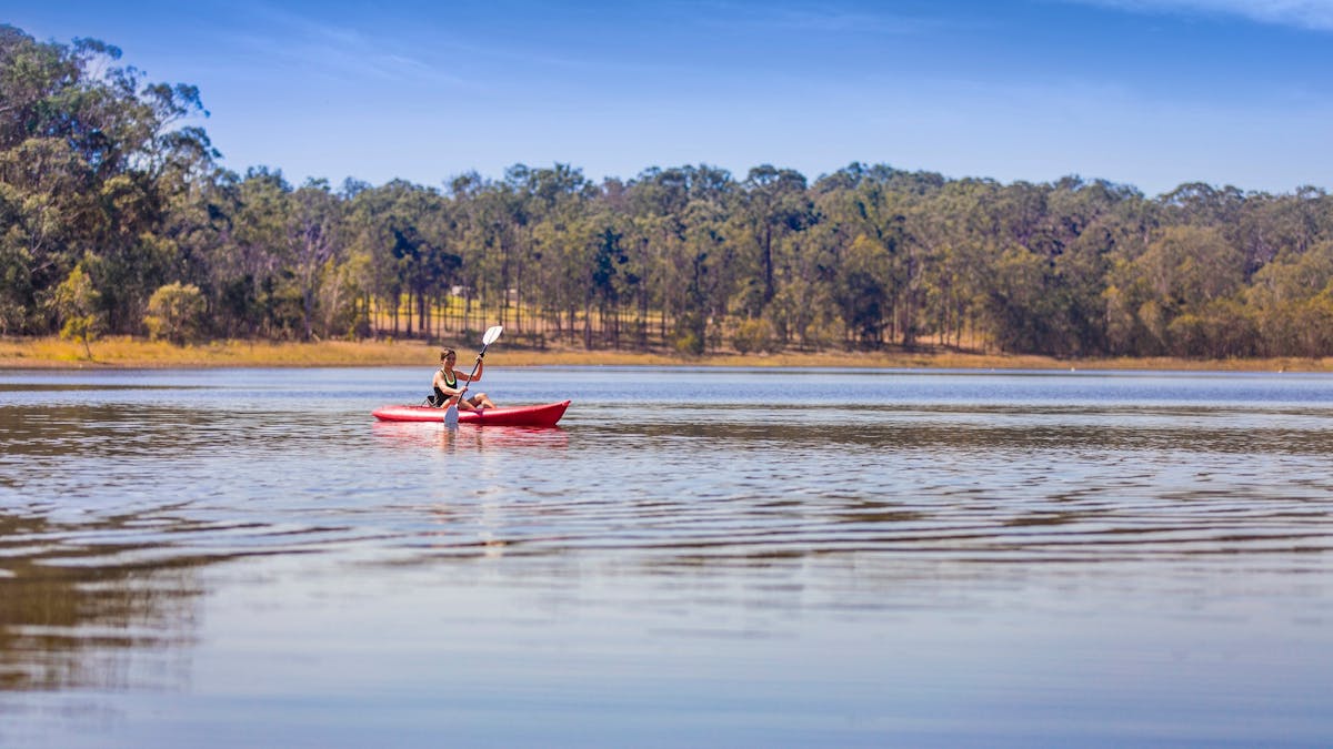 Lake_Kurwongbah_Kayak_paddle_craft_visit_moreton_bay_region