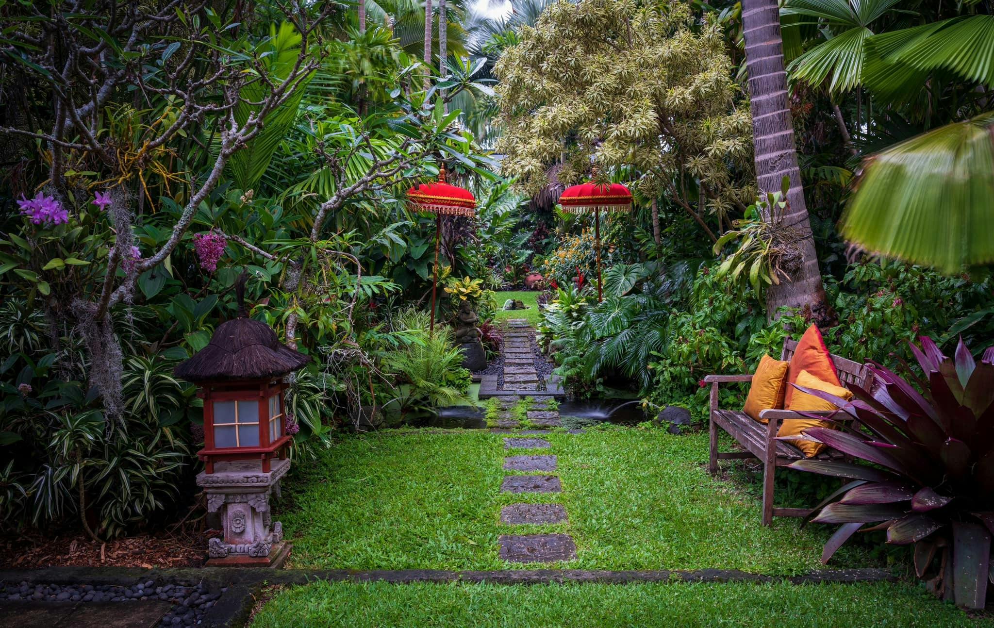 Dennis Hundscheidt private garden