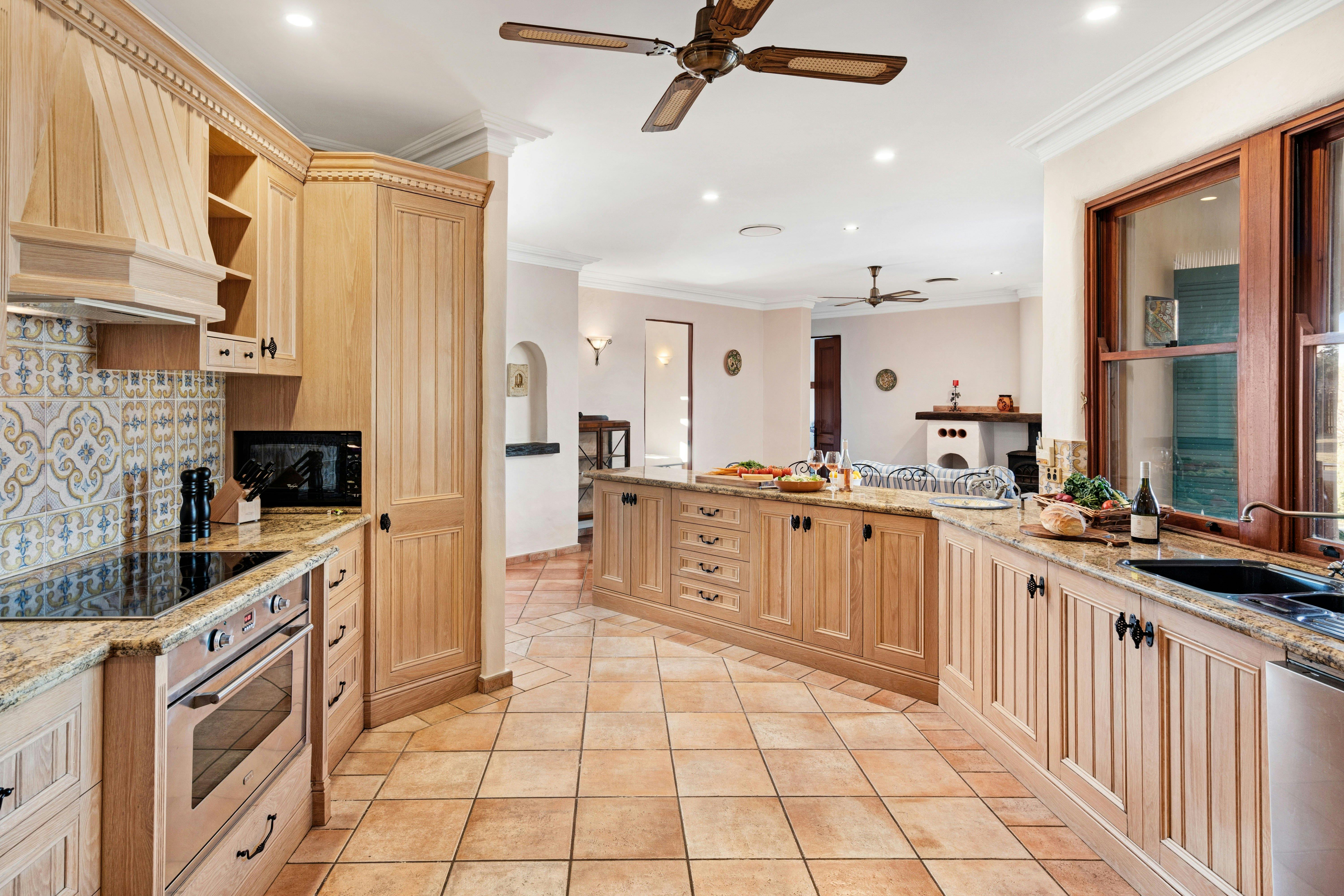 Iron Gate Estate - Kitchen