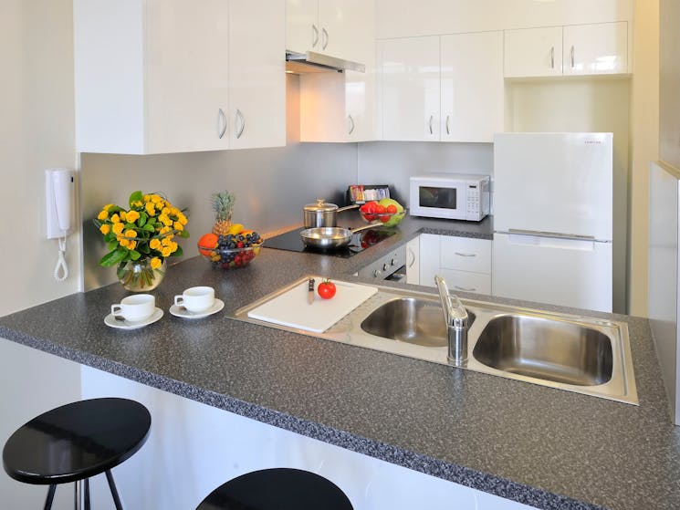 Metro Apartments on Darling Harbour - kitchen