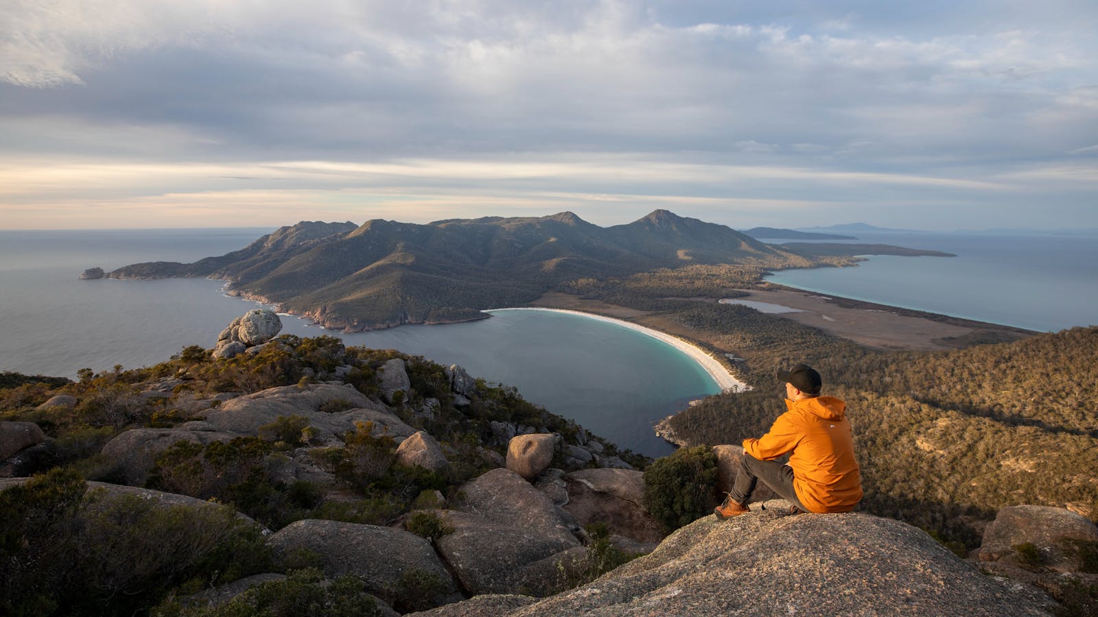 Wineglass-Bay-Tour-From-Hobart