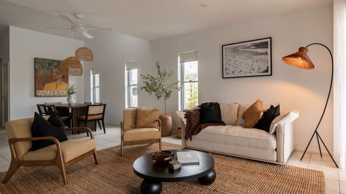 Two bedroom unit in Kingscliff - Lounge Two bedroom unit in Kingscliff - Lounge