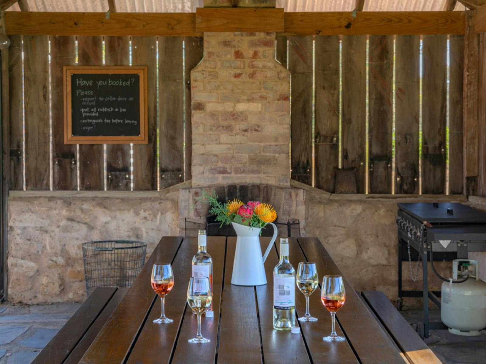 A picnic in The Pickers Hut