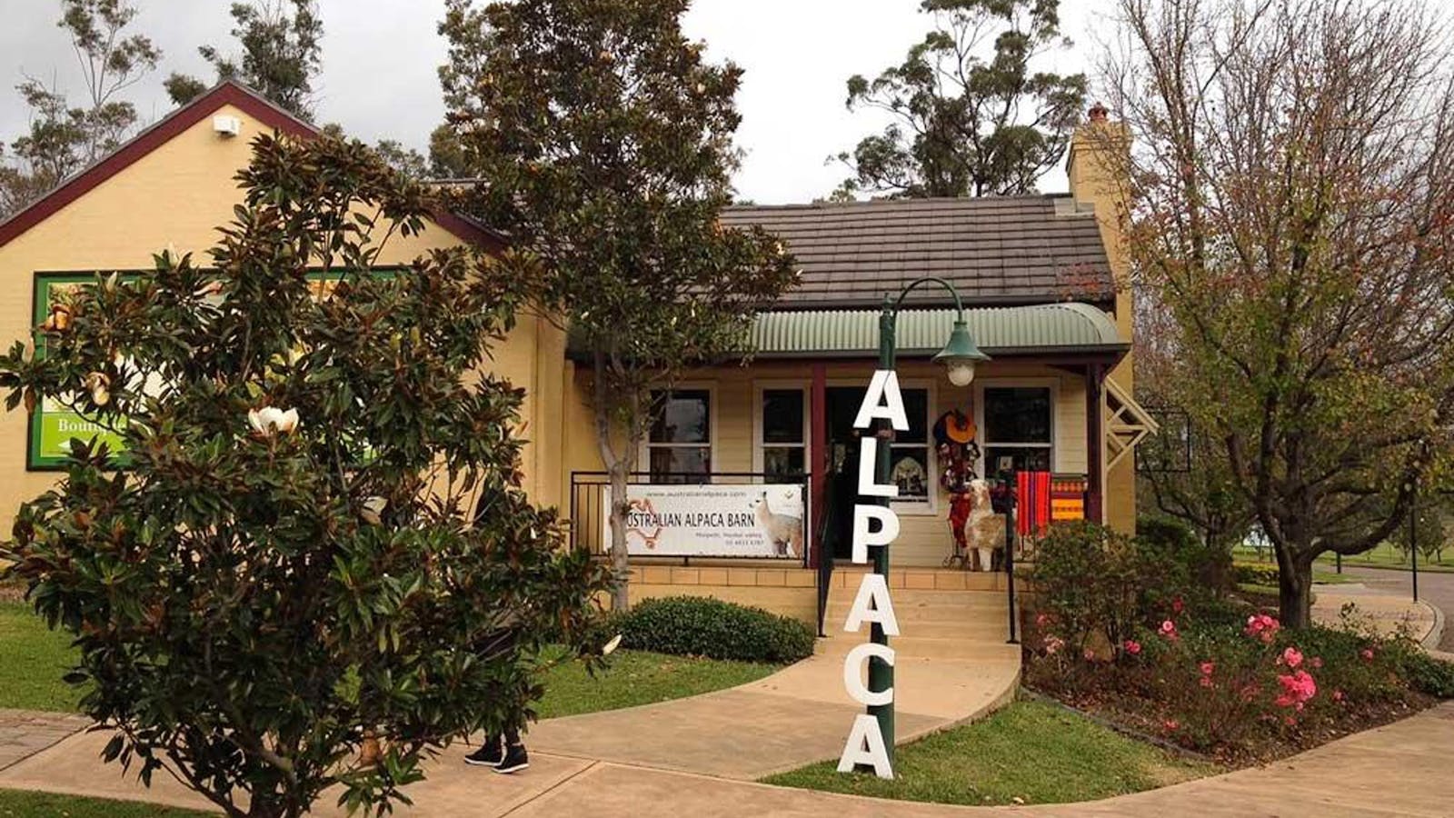 Australian Alpaca Barn - Hunter Valley Gardens