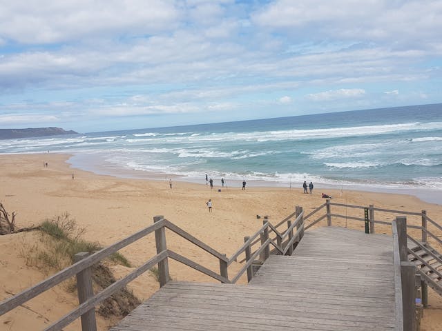 pic Rye Back Beach Shops gunnamatta ocean beach to rye ocean