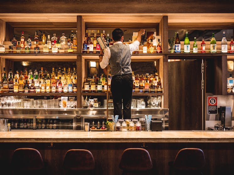 Banchō back bar