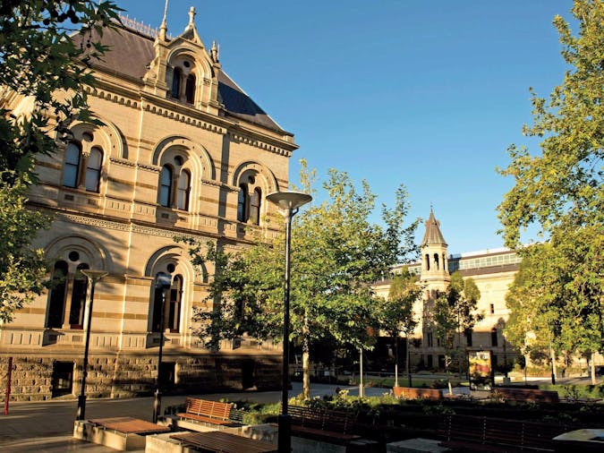 Ultimate Adelaide and Hahndorf Day Tour