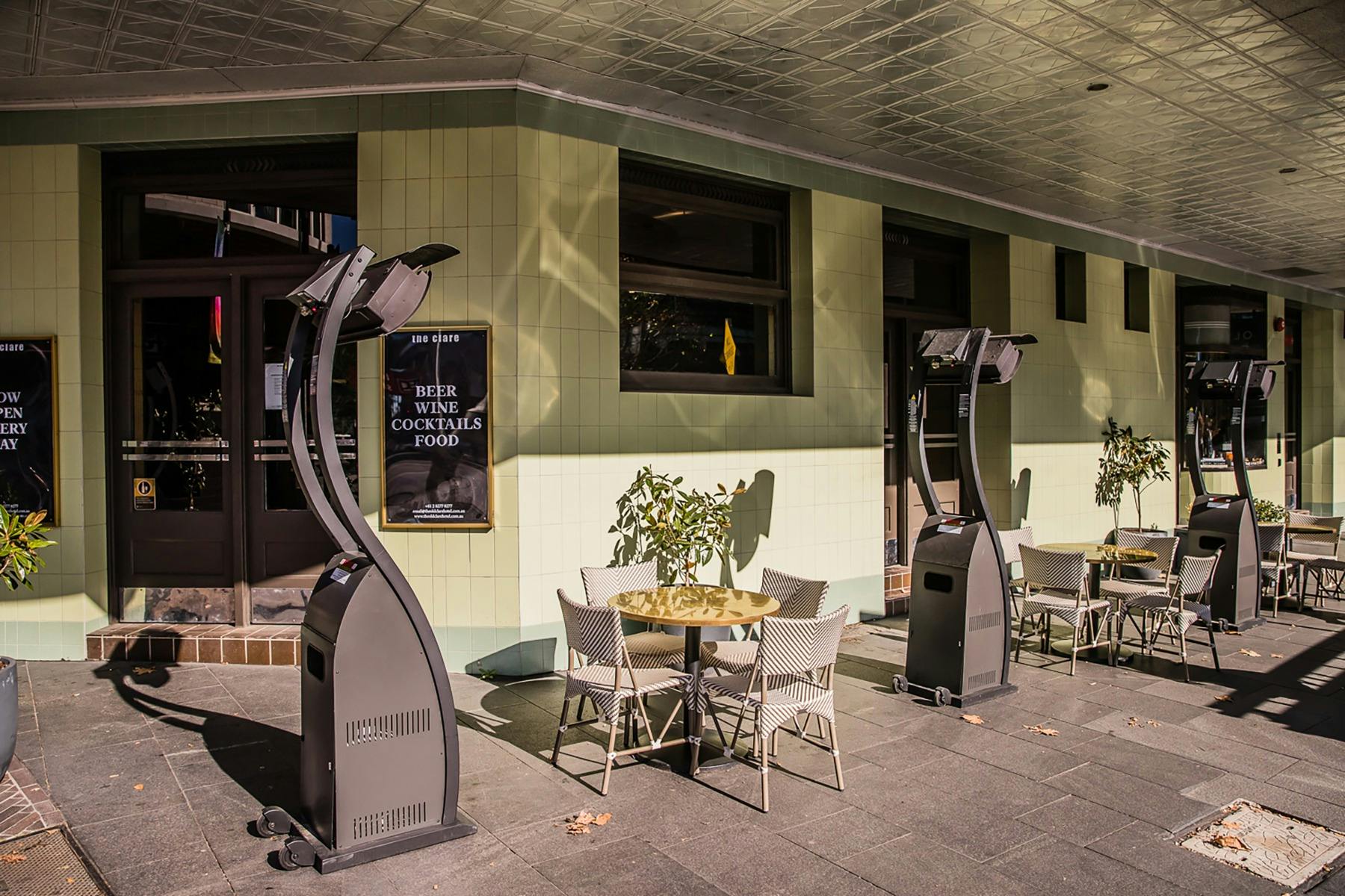 Clare Bar - Outdoor Seating