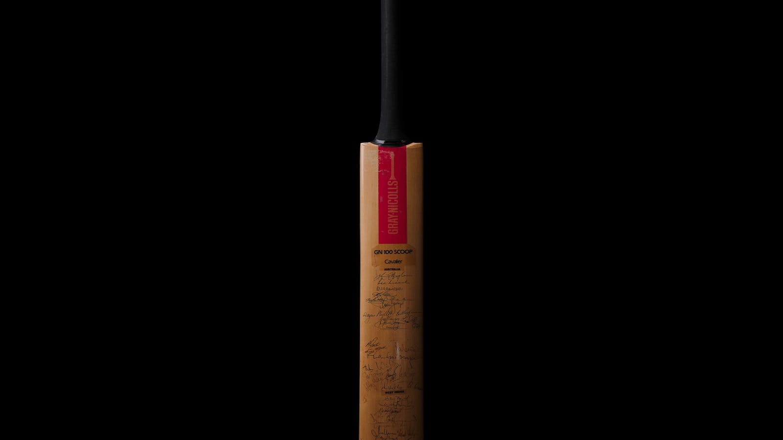 David’s Australian Tri-Series 1983–84 autographed cricket bat: Australia, Pakistan and West Indies t