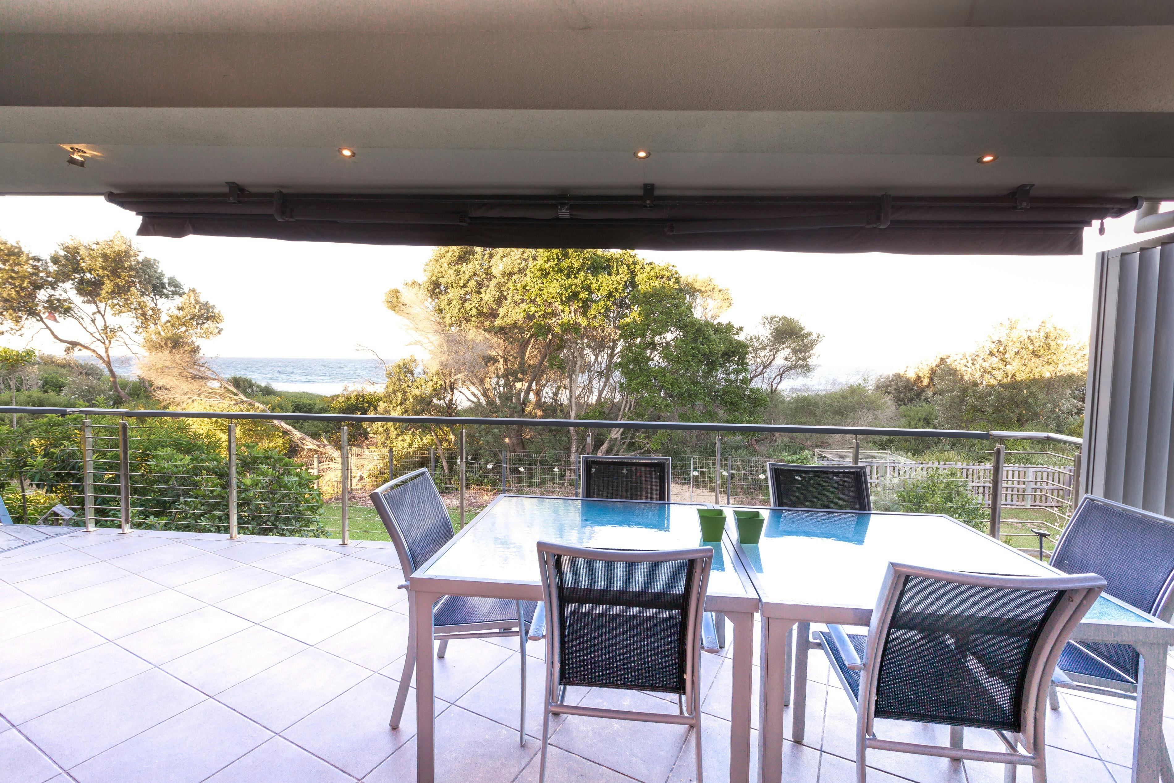 Black Diamond Beach House NSW Holidays & Things to Do