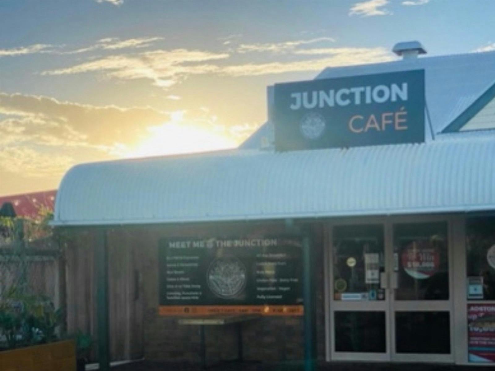 Junction Cafe Junction Cafe