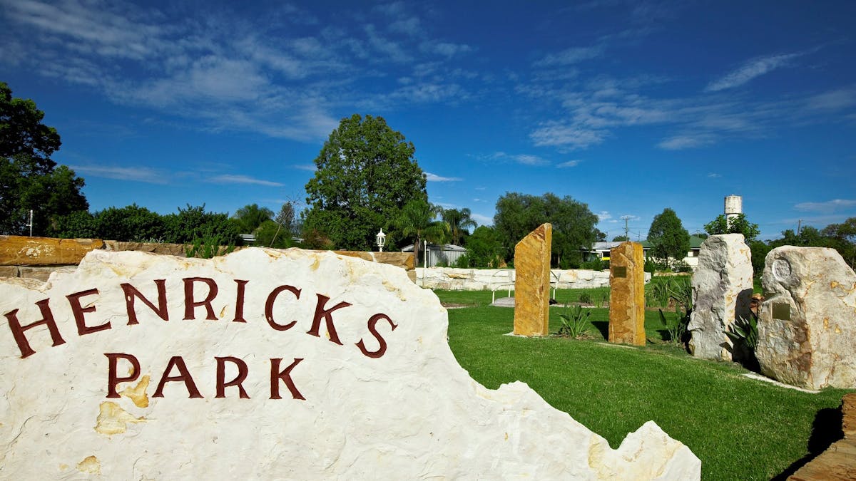 Henricks Park