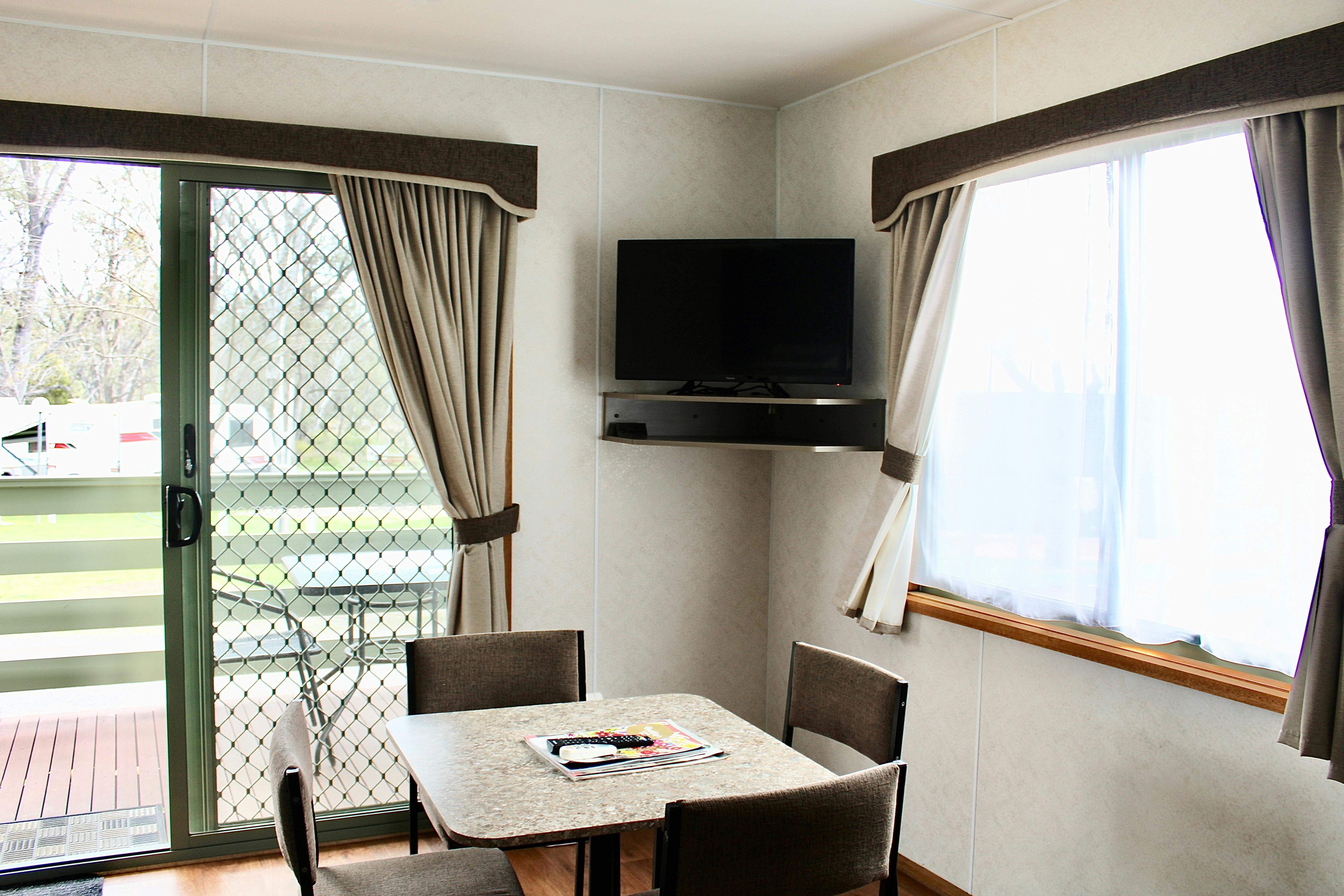 Deluxe Couples Cabin - Interior