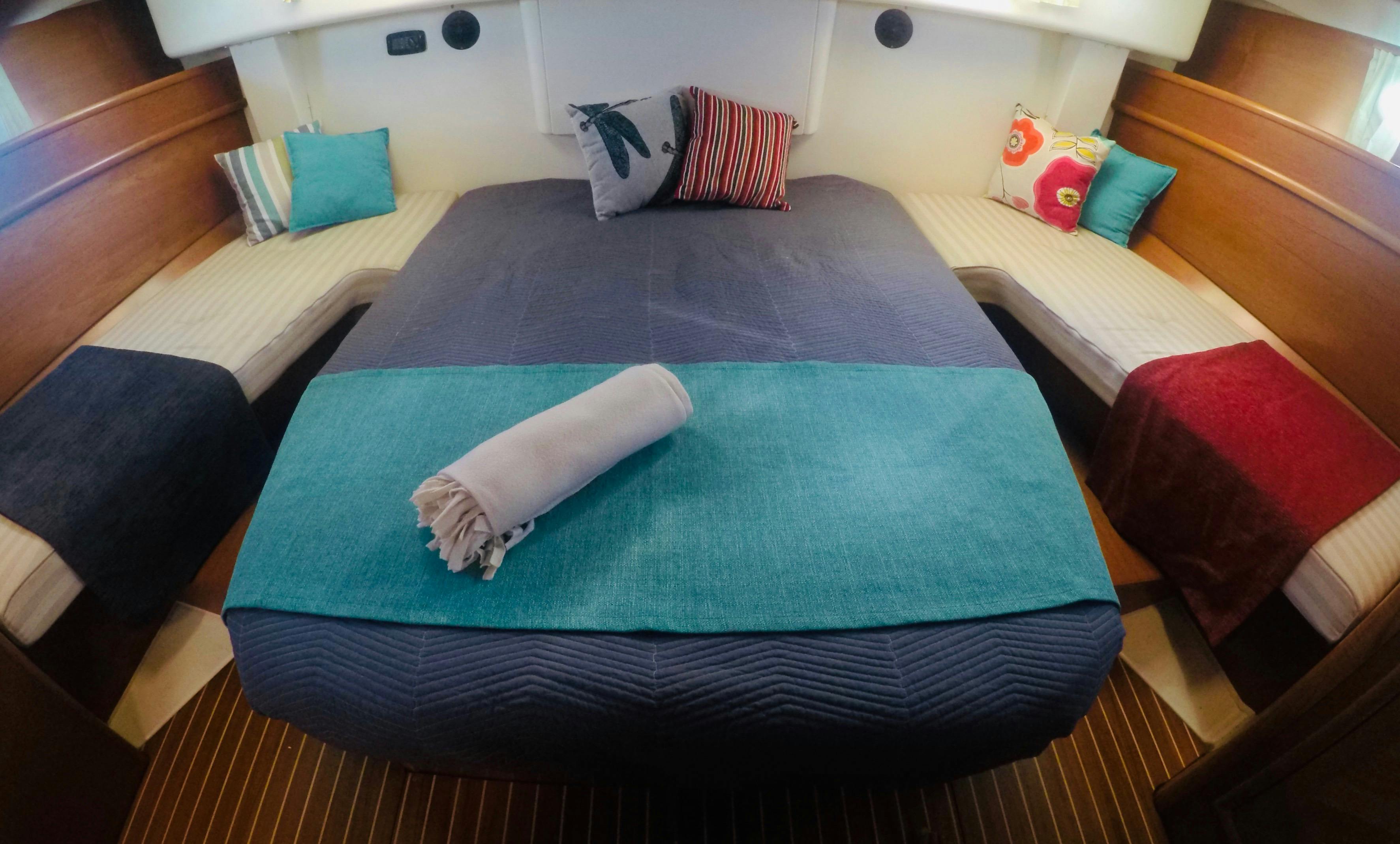 Families sailing yacht charters Whitsundays