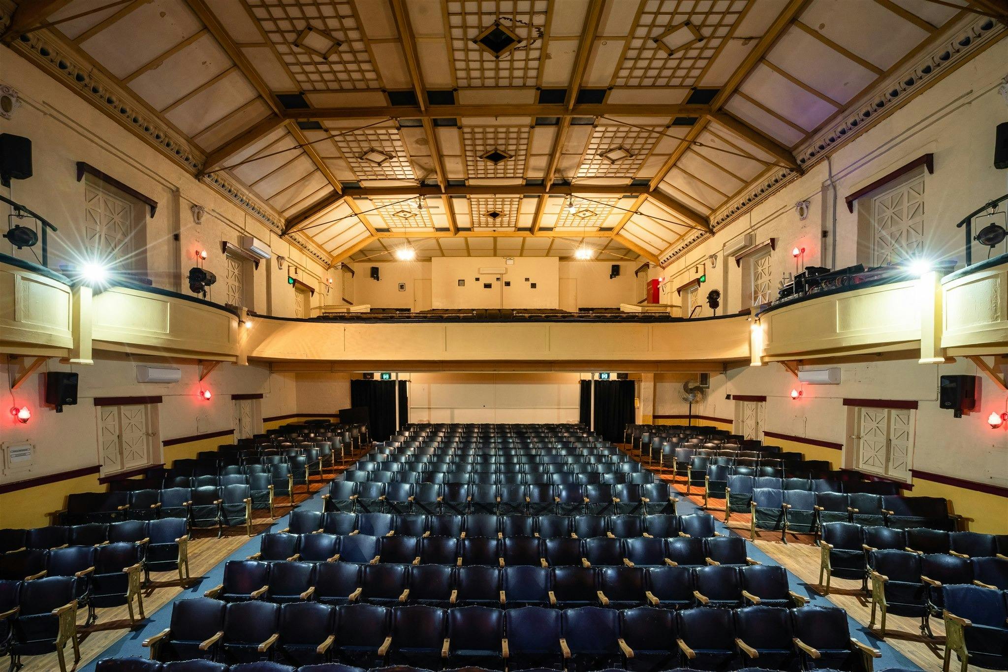 モントリオール コミュニティ シアター