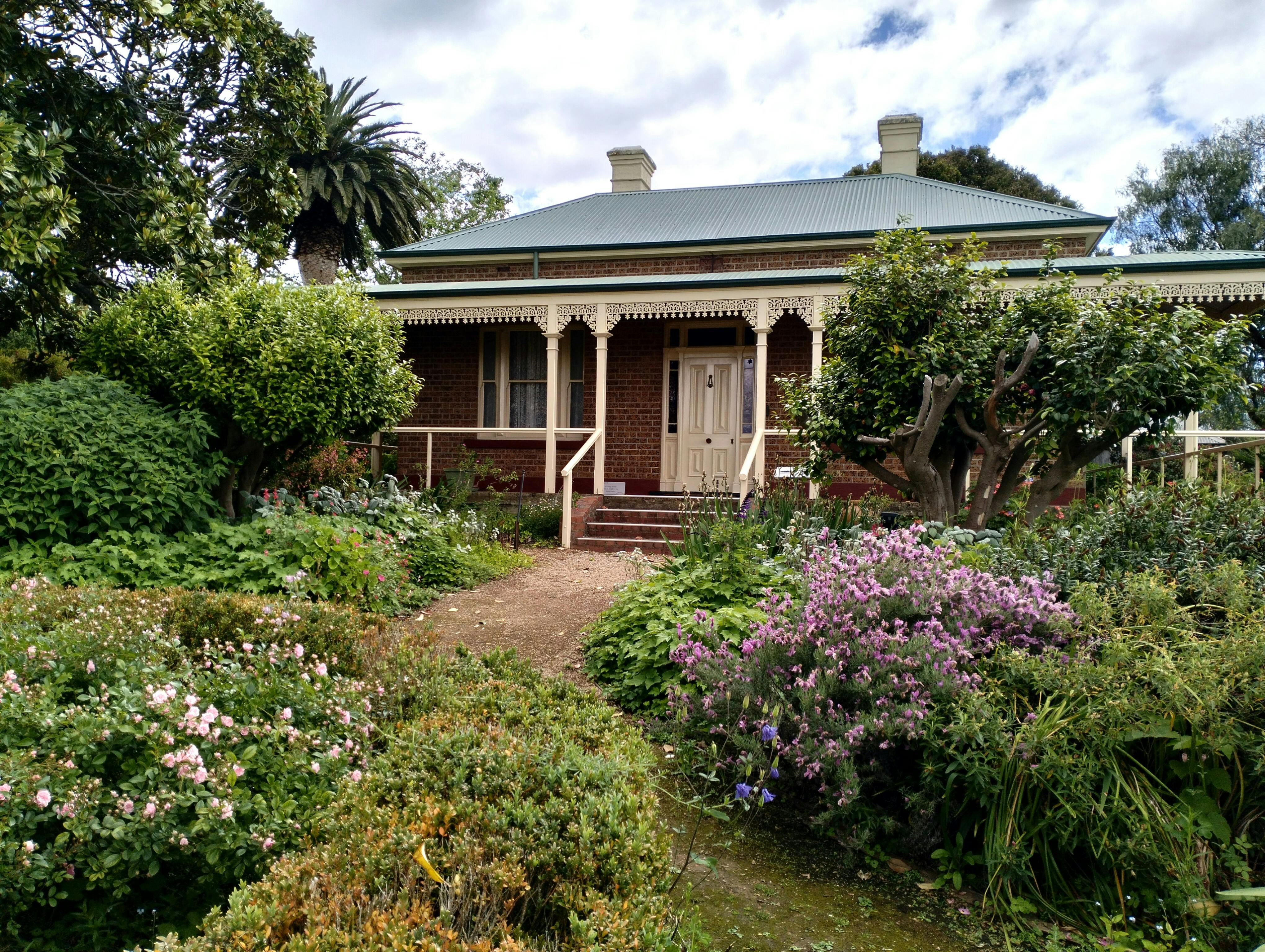 Mont De Lancey Historic Homestead and Café