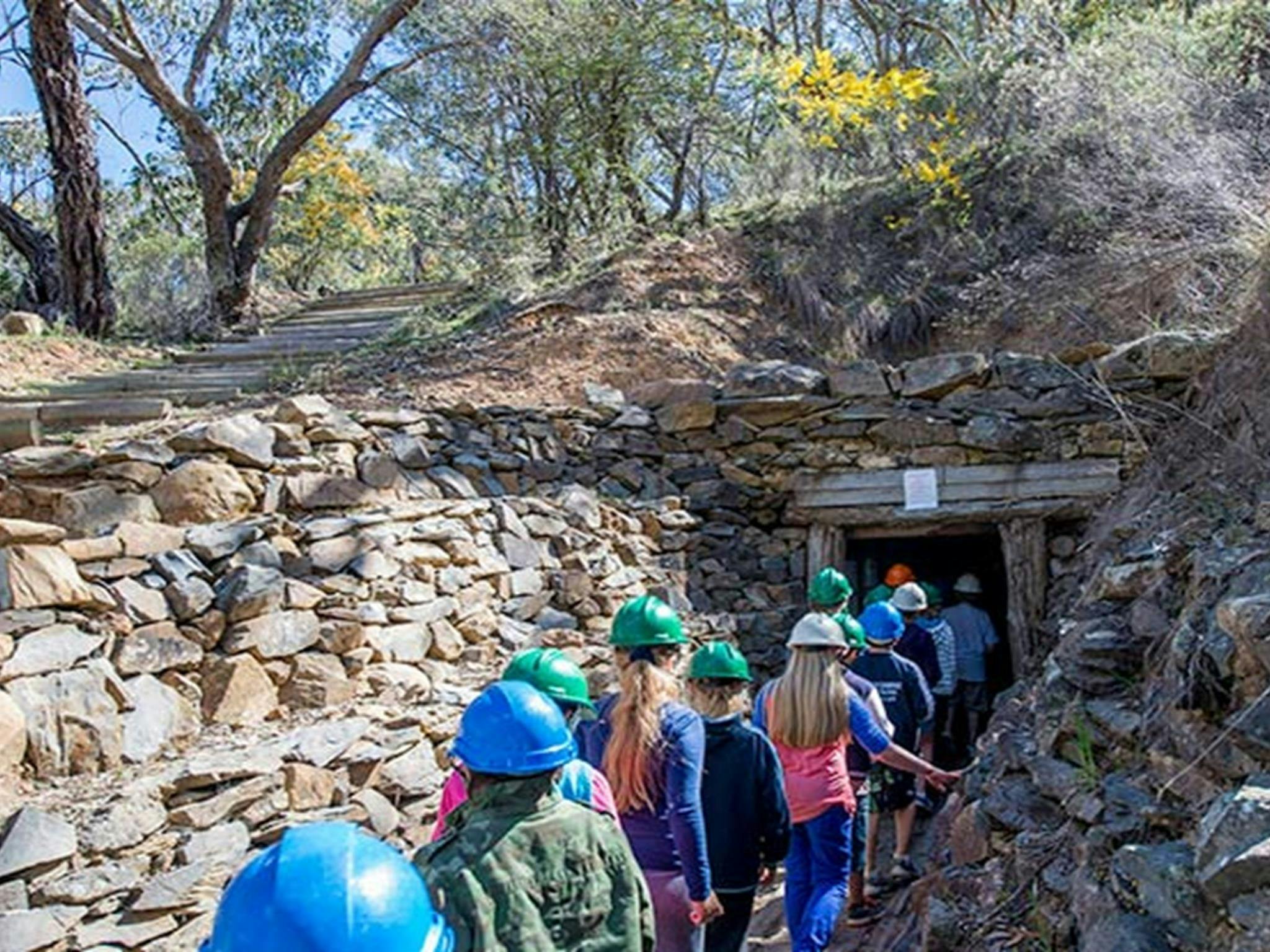 秃山旅游矿场，希尔恩德历史遗址。照片：约翰·斯宾塞