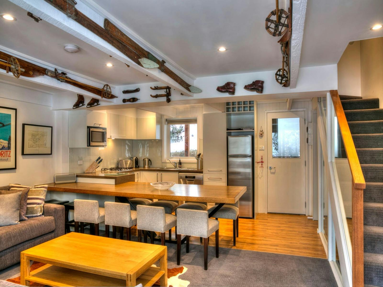 Maisonettes 10 lounge and kitchen