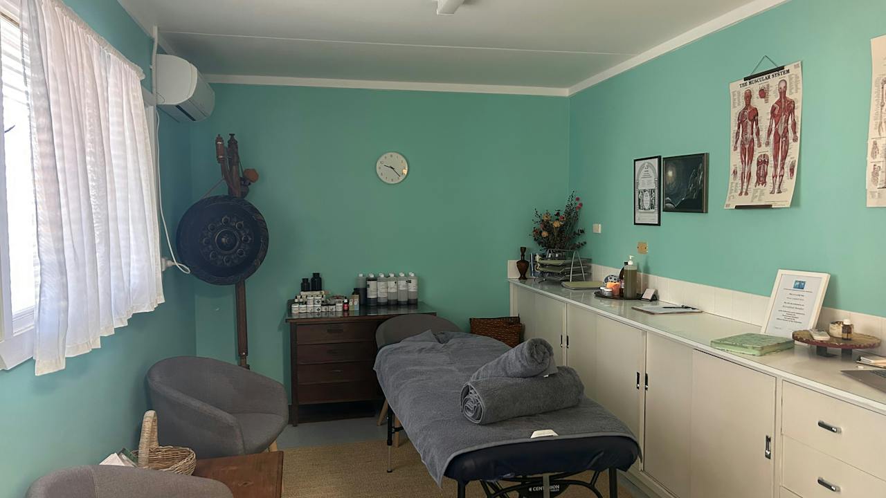 Welcome to Romy's Health Therapies treatment room