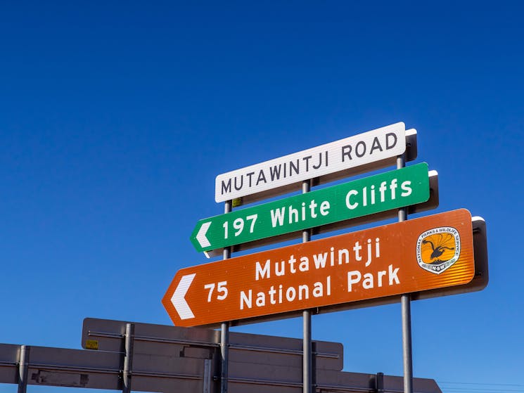 The road to Mutawintji