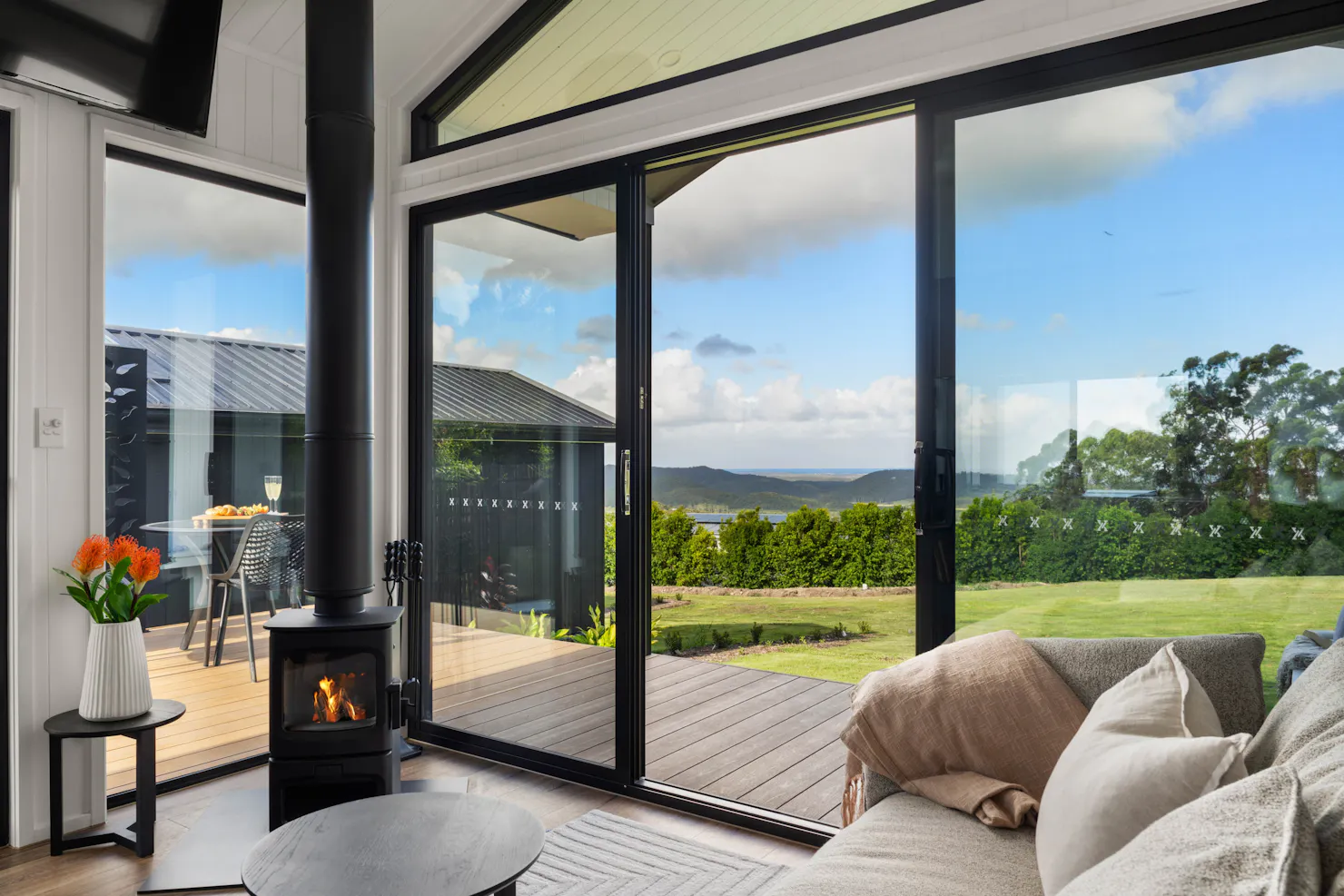 lounge coastview estate