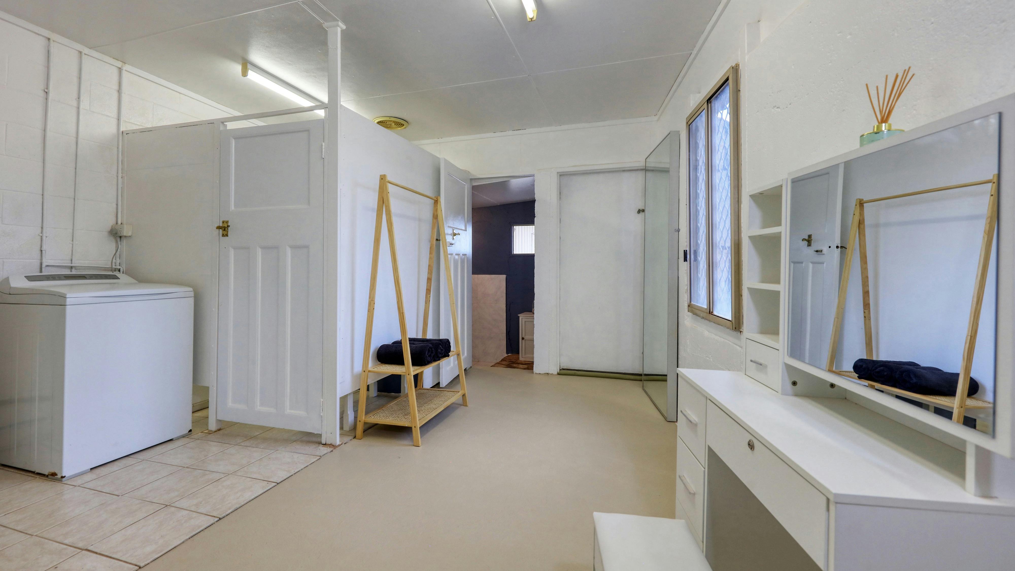 넓은 욕실 공간