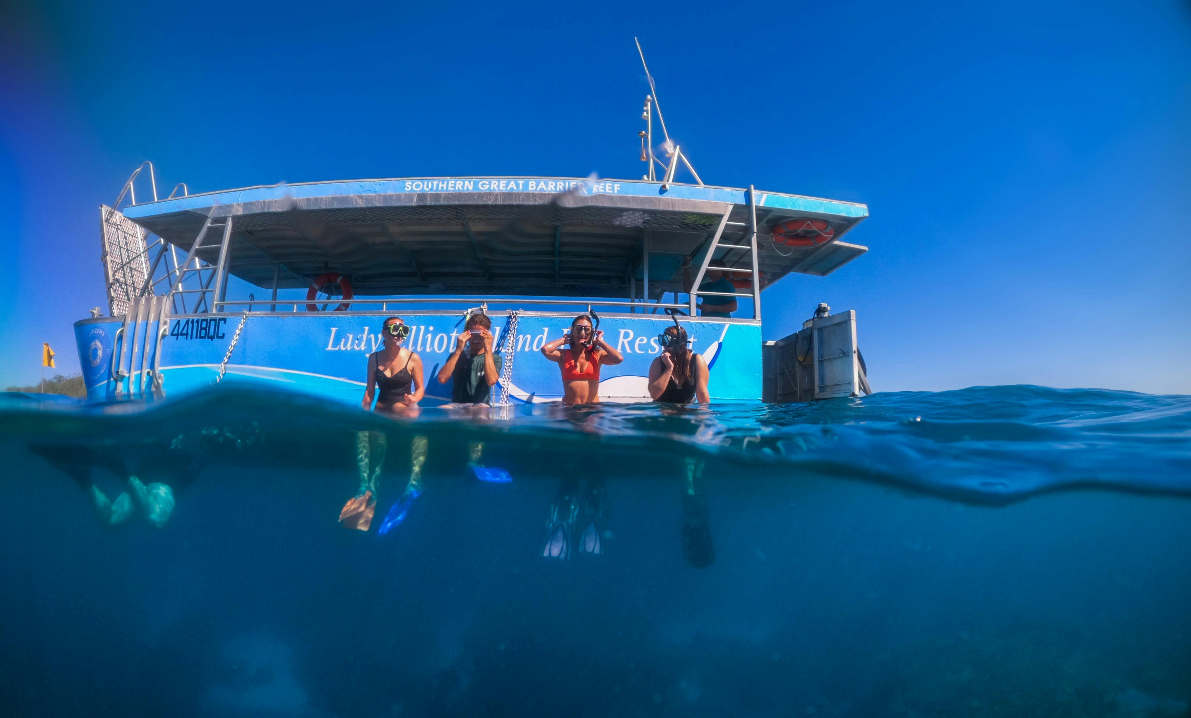 Glass bottom boat - Snorkel Time