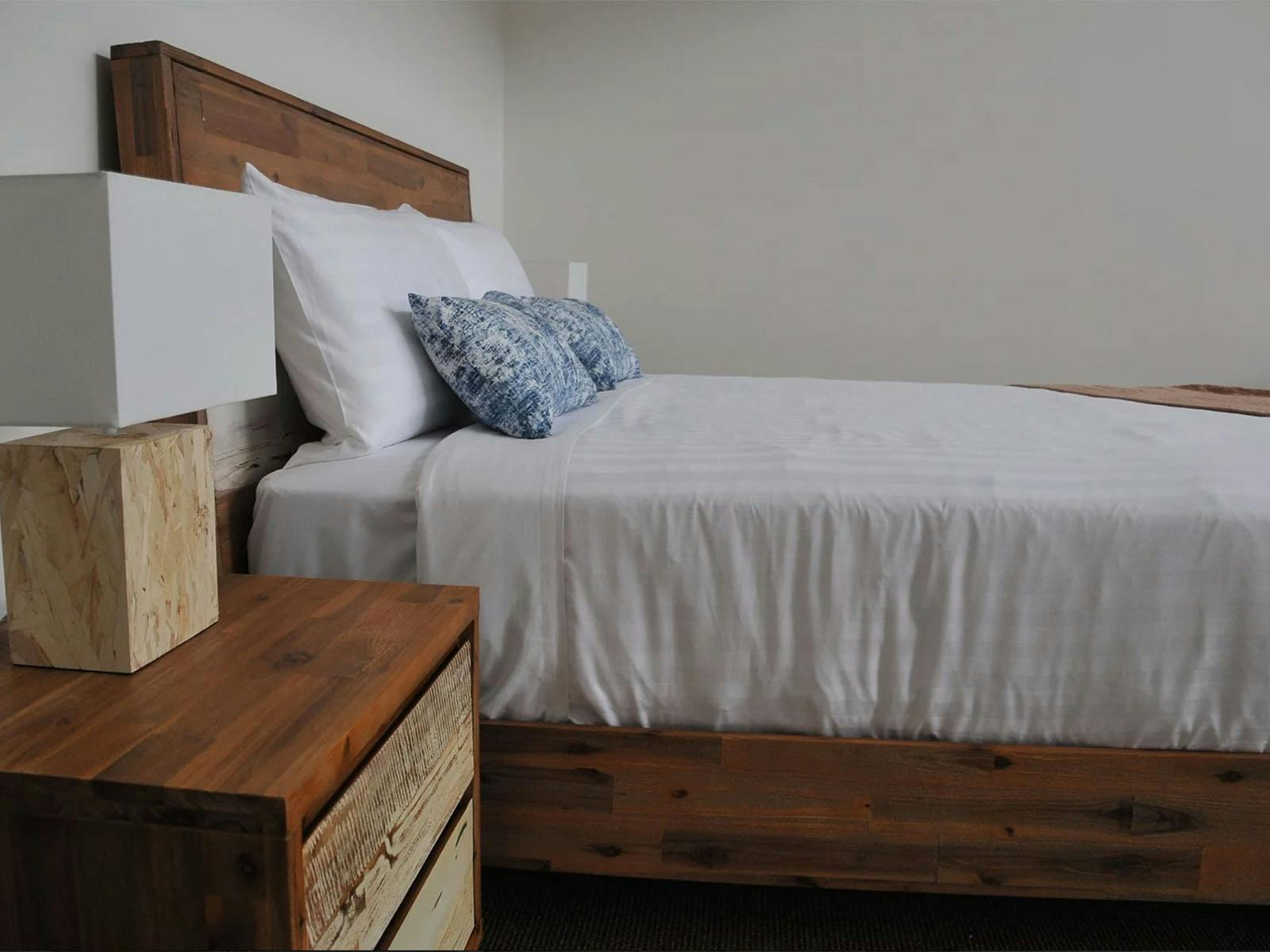 Bedroom The Hub Bicheno