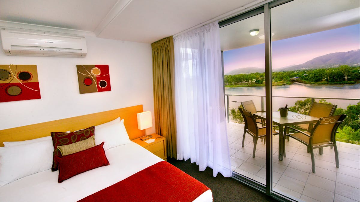 Edge Apartment Hotel