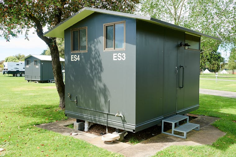 Ensuite Drivethrough Powered Sites