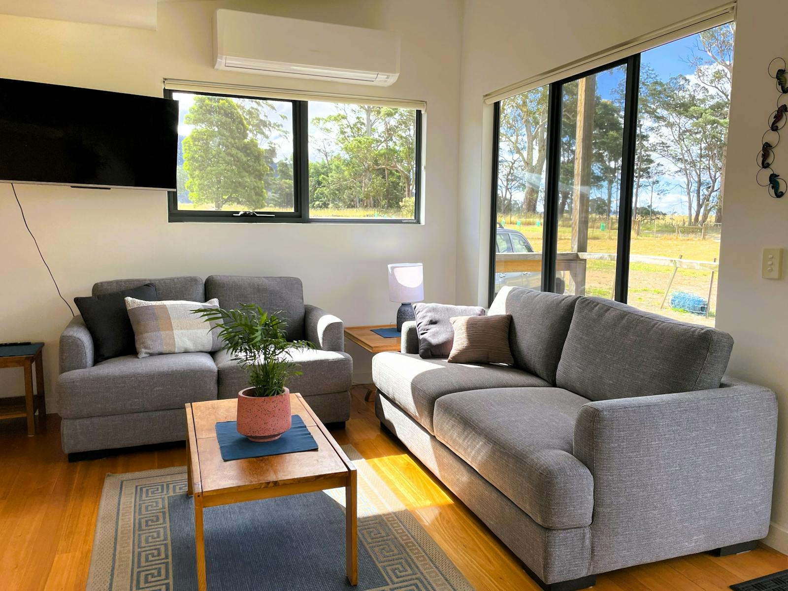 Fefo's Rest lounge