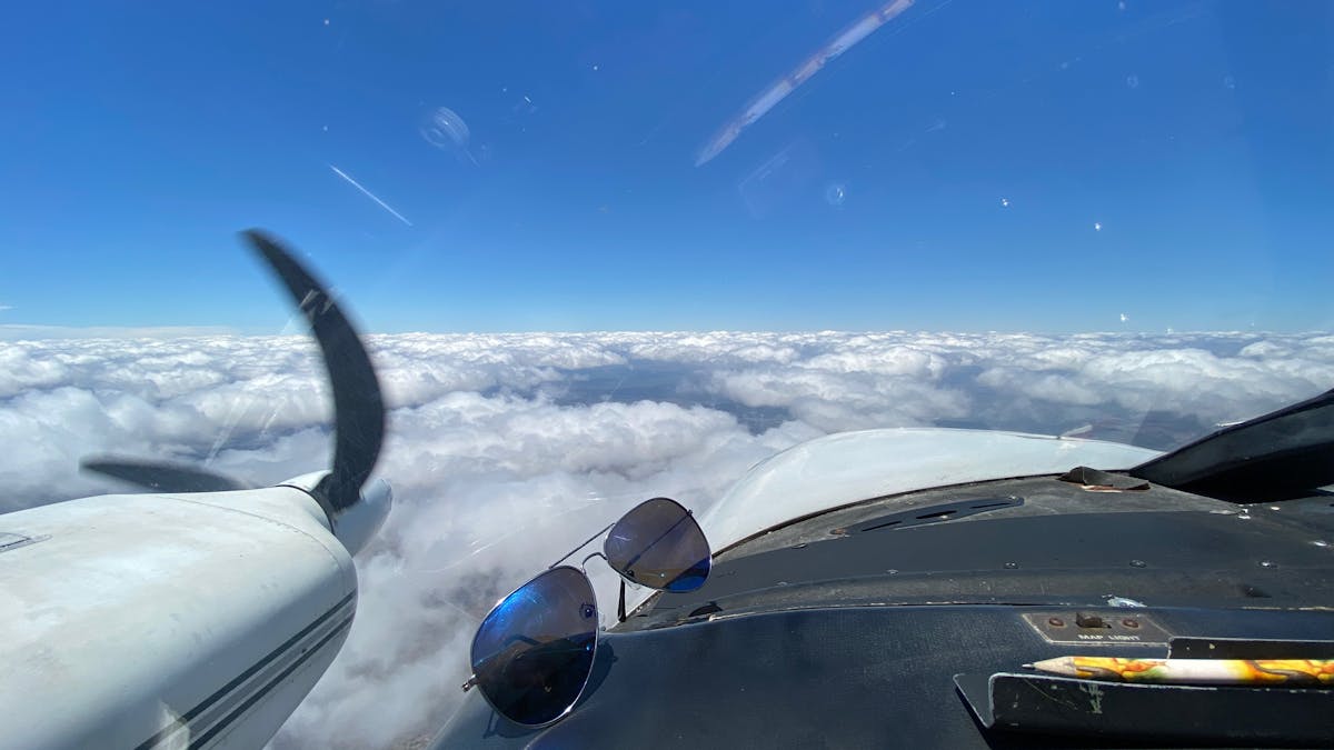 Melbourne bound Brisbane Flight Charter