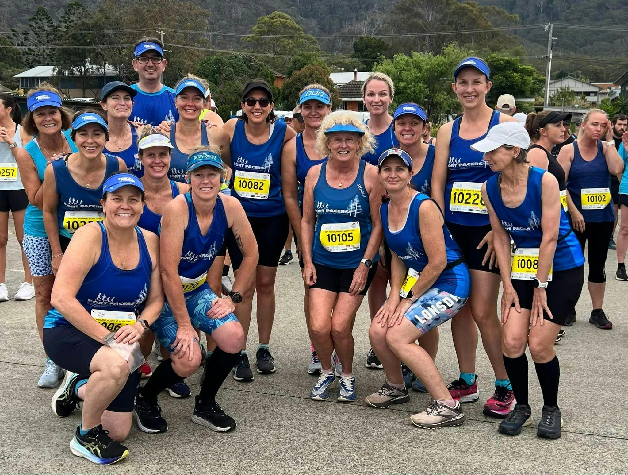 A group of runners.