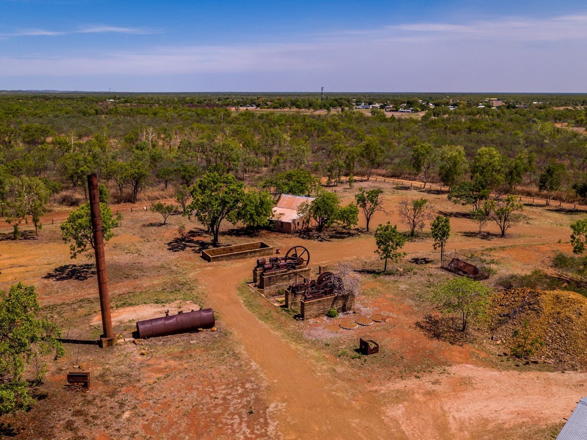 Iguana Mining Consols Museum, outdoor museum, artefacts, mining history, visit croydon qld