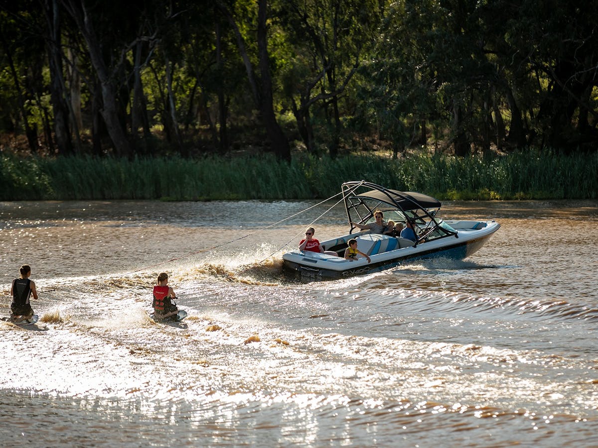 Water skiing is very popular on the mighty Balonne River