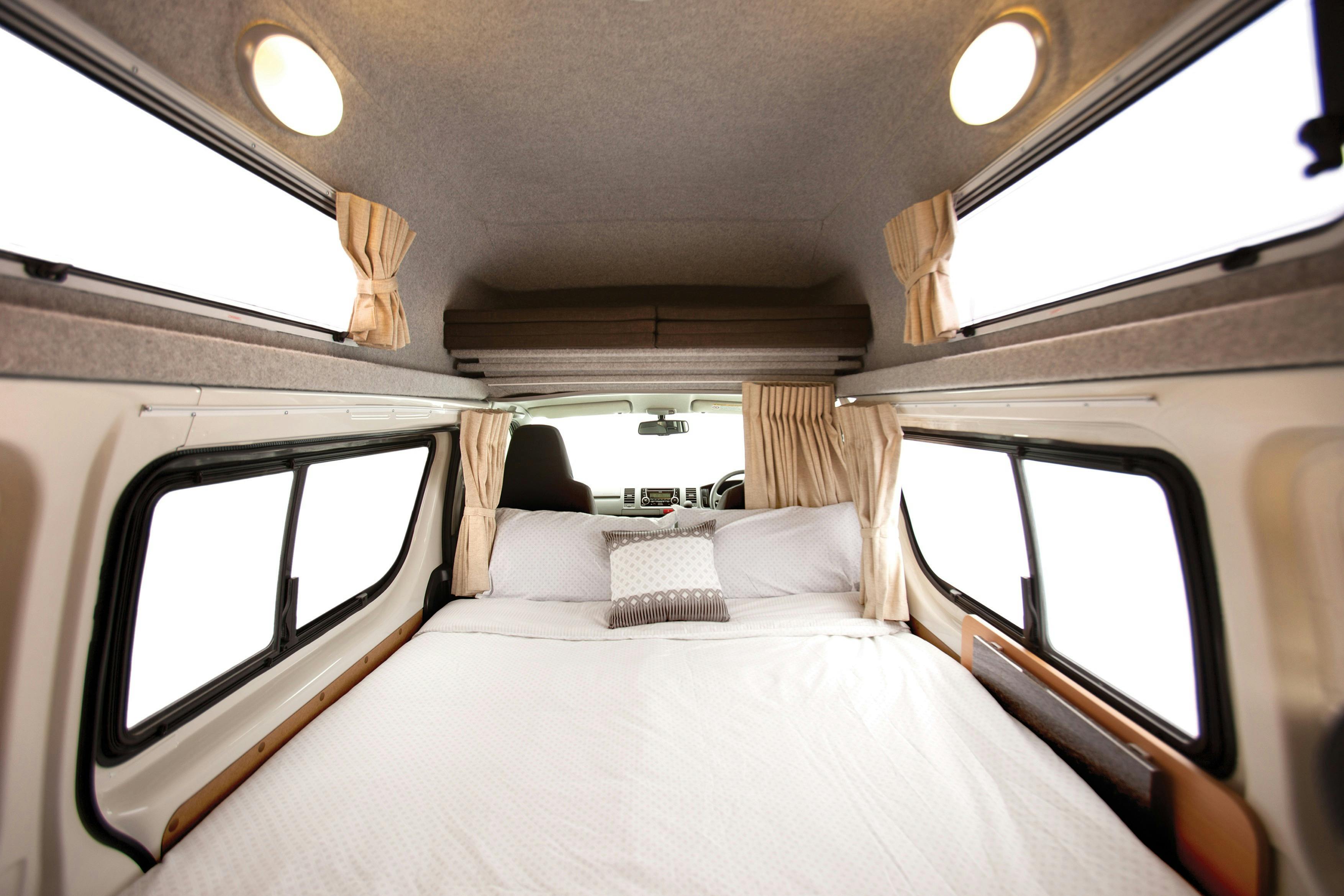 4 Berth Apollo Endeavour Camper