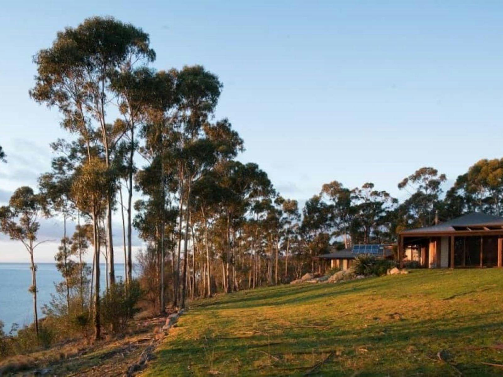 stayinhobart.com.au
