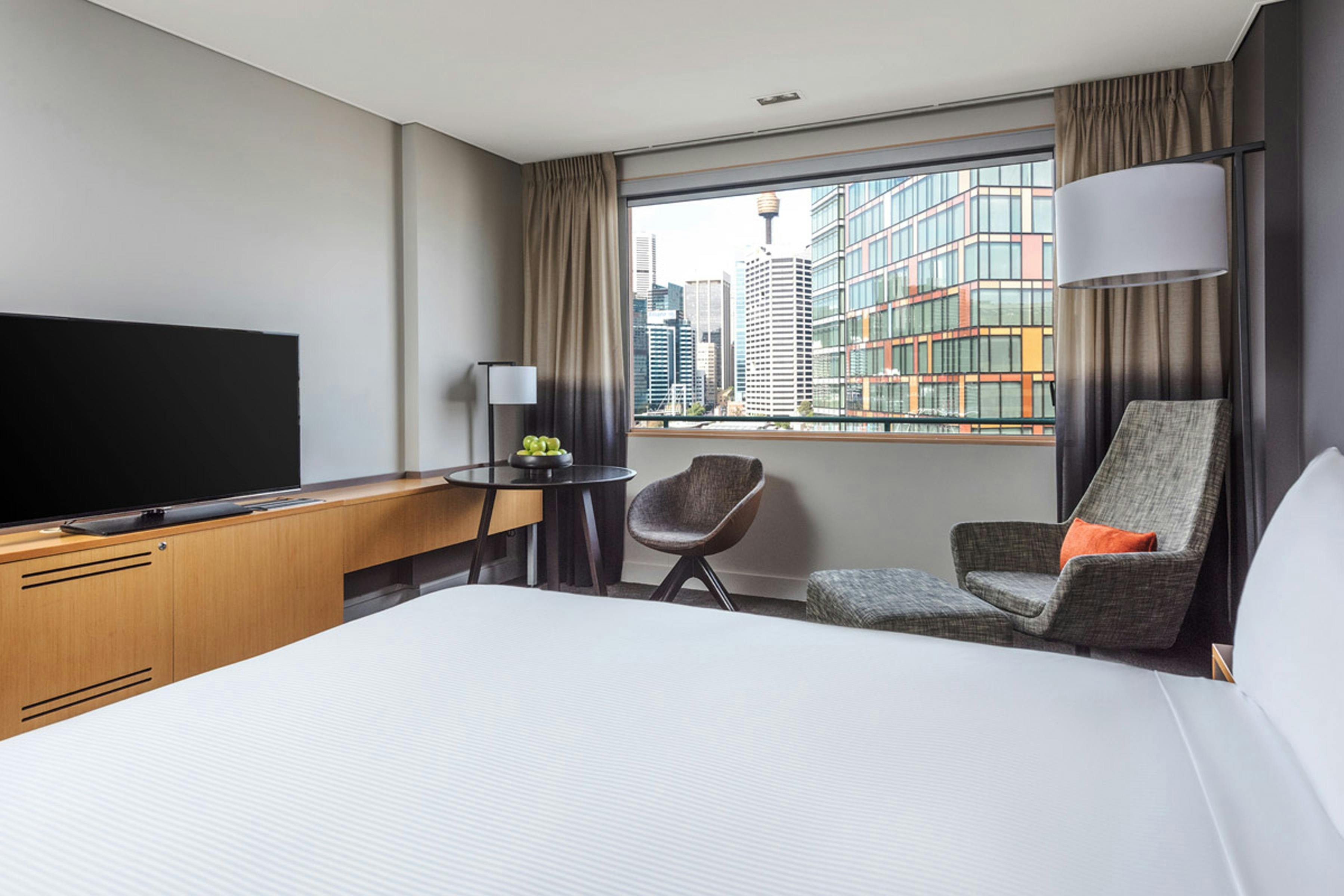 Deluxe Room, 1 Queen or 2 Double Beds, City Skyline View