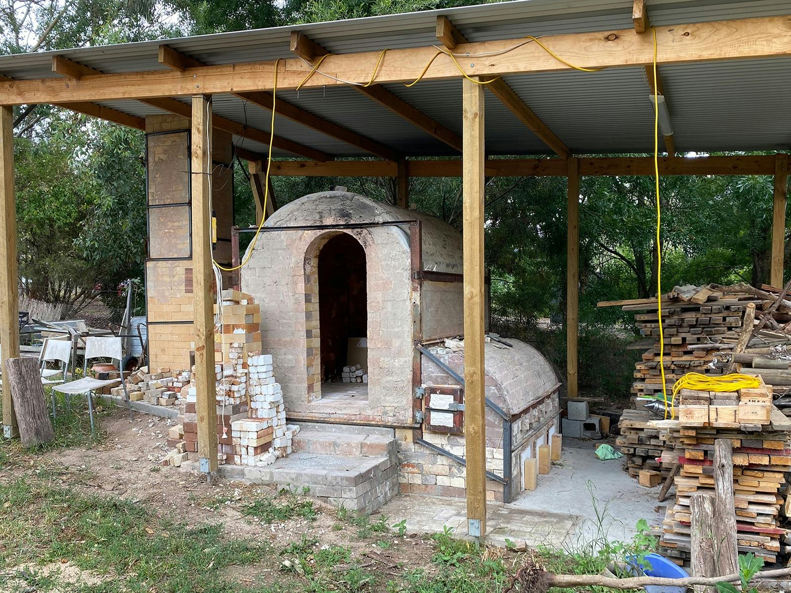 Kiln for firing art works