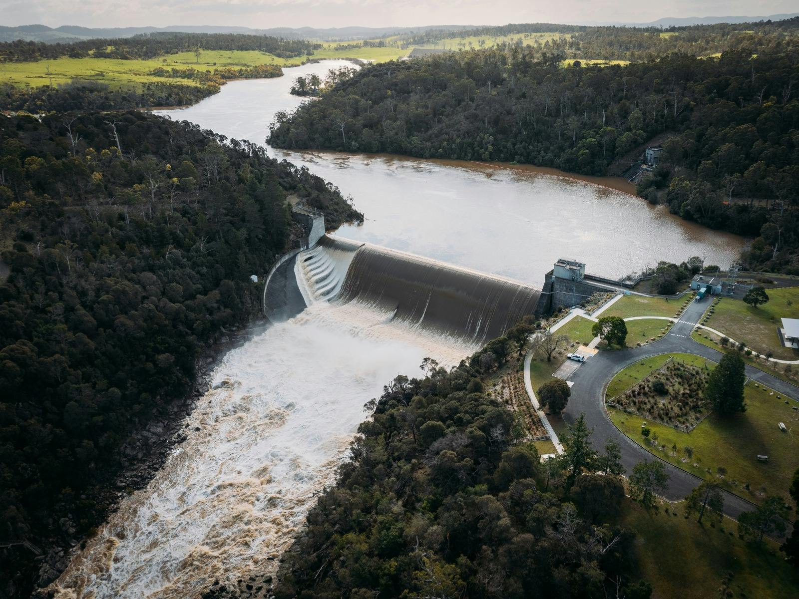 Trevallyn Dam on spill