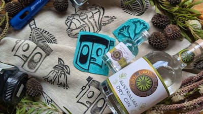 Art workshop samples with Everyday Legacy Australian Dry Gin.