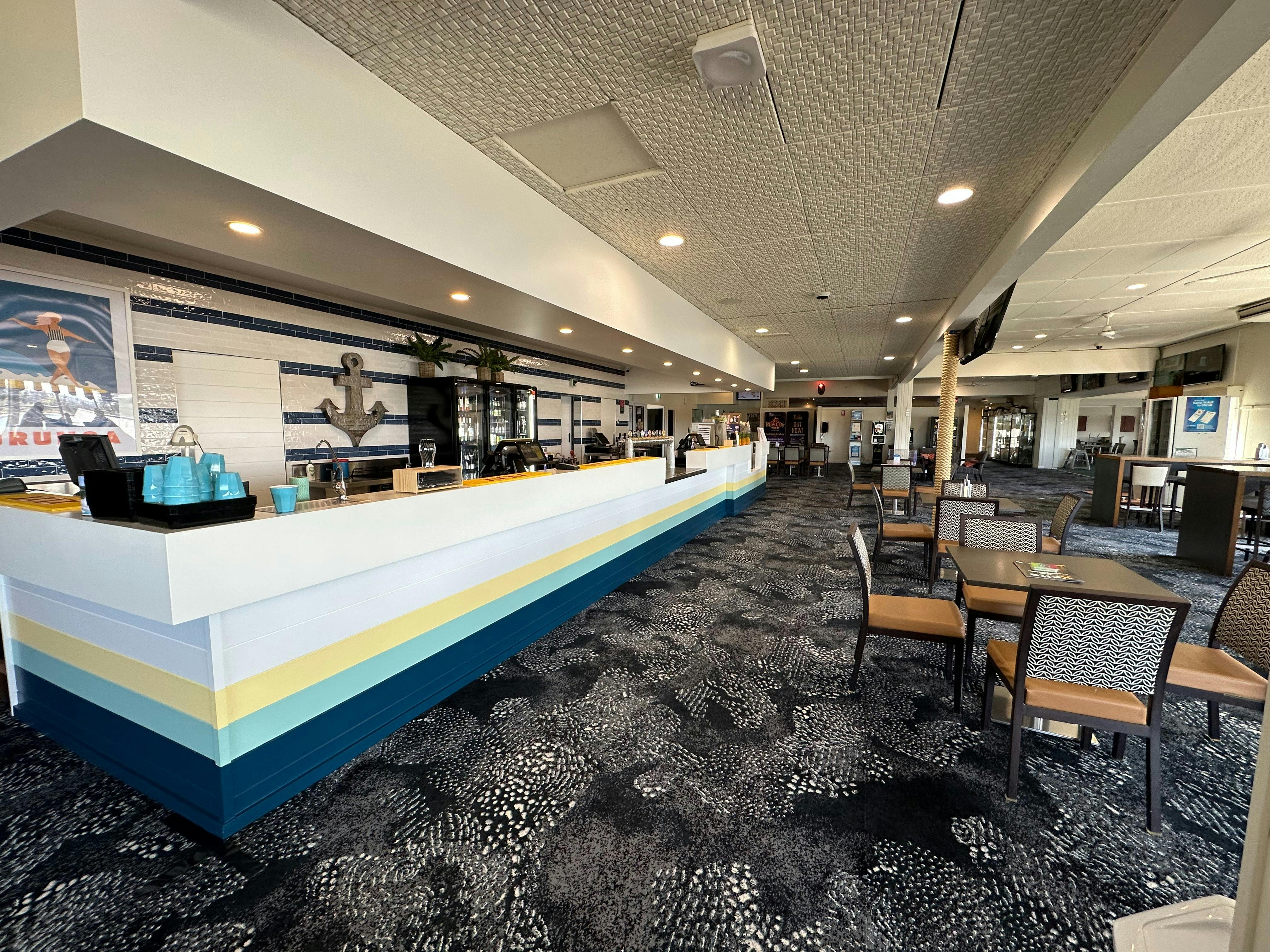 c-ex-urunga-main-bar