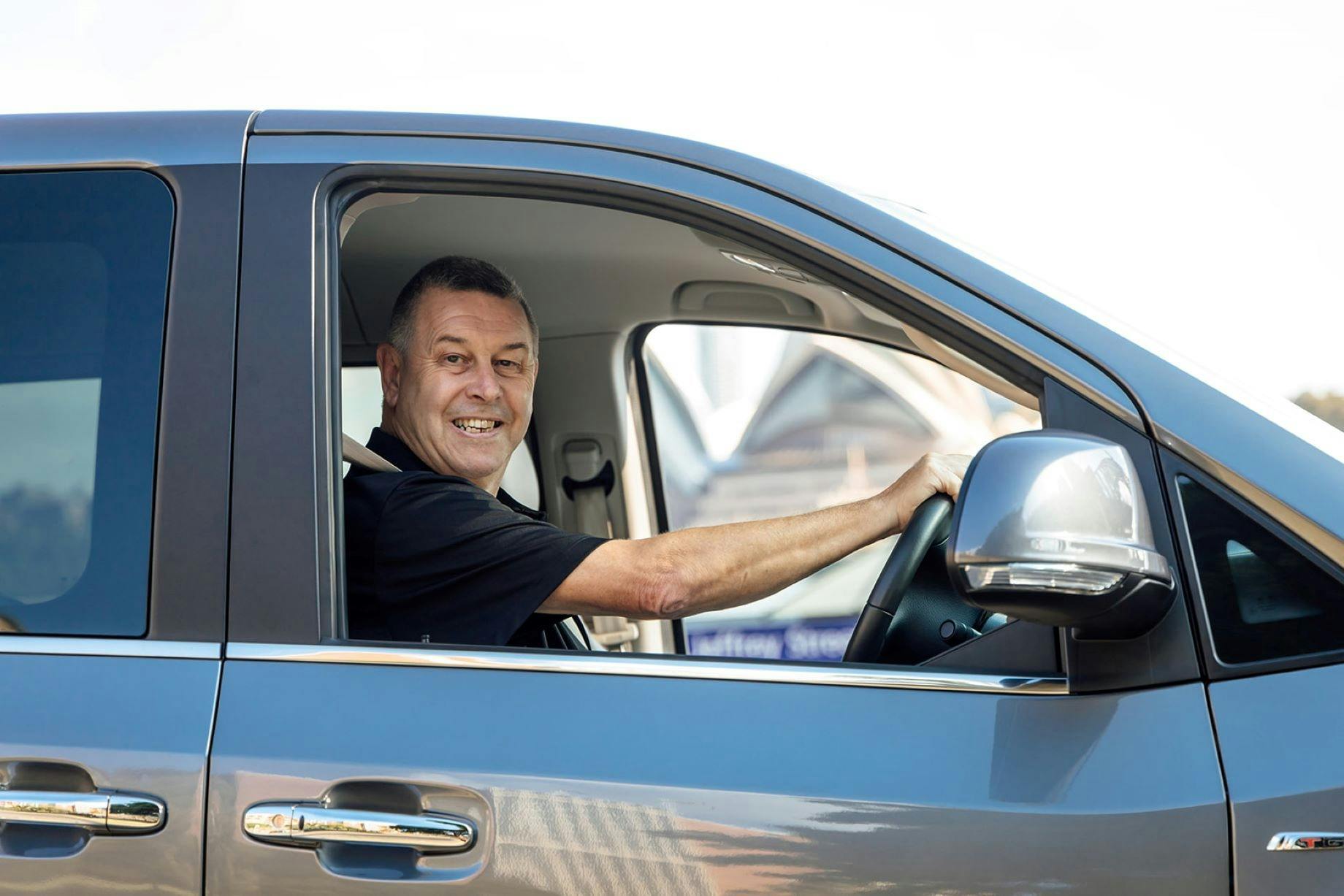 Sydney Luxury Tour host